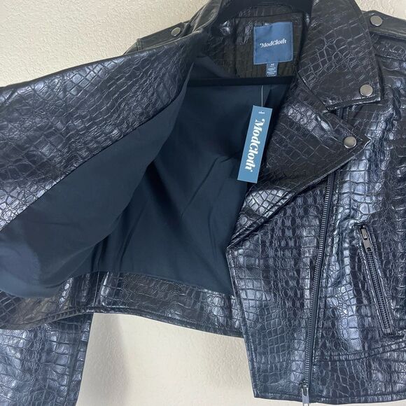 ModCloth Crocodile faux leather moto jacket cropped black color size Medium - Picture 7 of 10